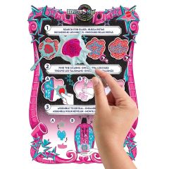 JBG79 Monster High Skulltimate Secrets