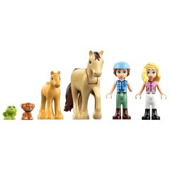 42695 Lego Friends At ve Tay Römorku 279 parça +7 yaş