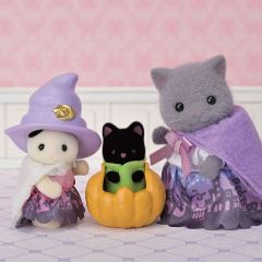 5764 Sylvanian Families Cadılar Bayramı Sürpriz Parti Seti +4 yaş