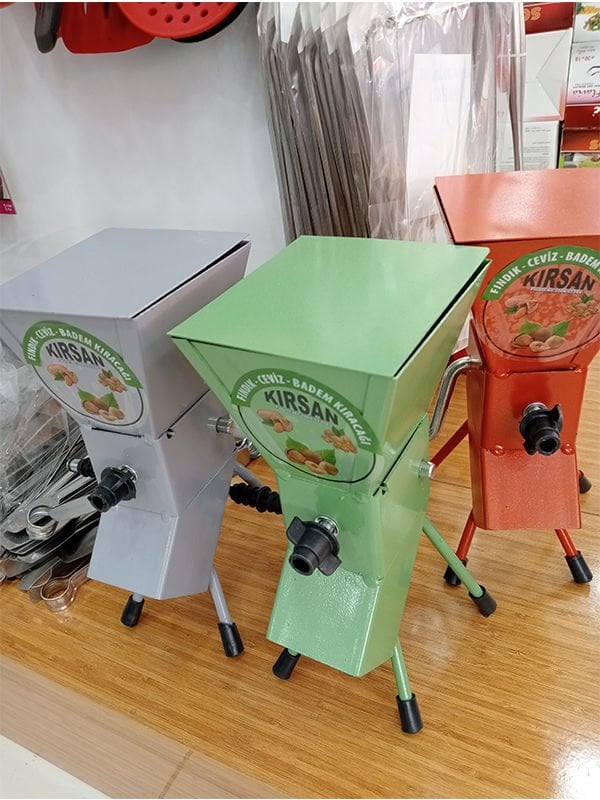 Pratik Kollu Fındık Kırma Ceviz Kıracağı Makinesi Patos (1 Adet)