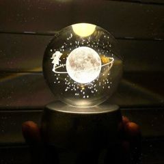 BUFFER®  3 Boyutlu Masa Üzeri Renk Değiştirebilen Satürn Gezegenli Renkli Aydınlatmalı Cam Küre