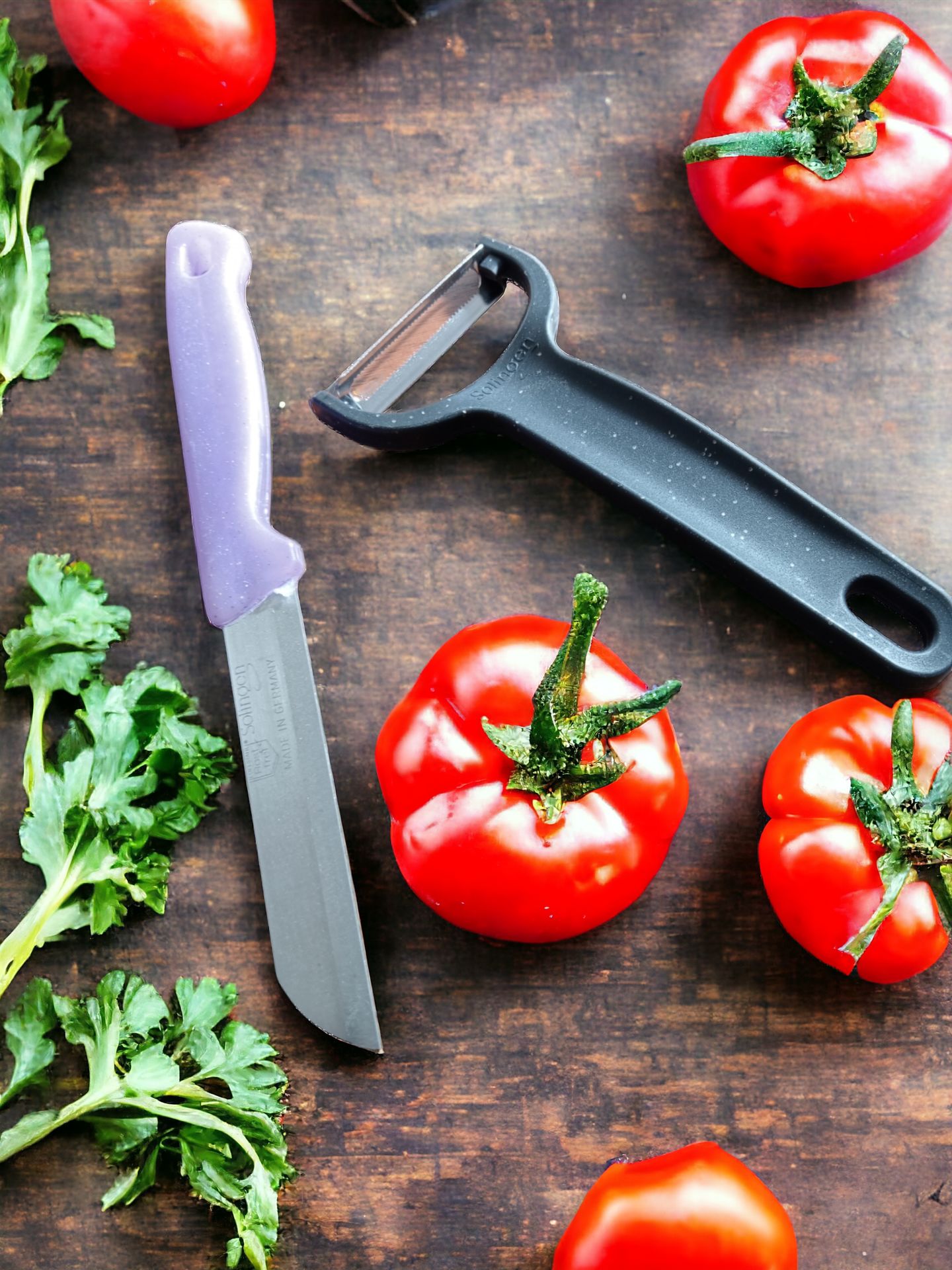 Solingen Tırtıklı Meyve Bıçağı ve Domates ve Kivi Soyacağı 2'li Set