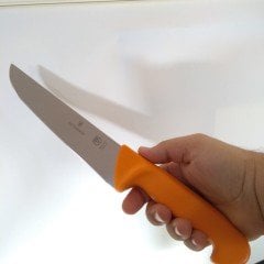 Victorinox Swibo 5.8431.21 Boğazlama Kasap Et Doğrama Bıçağı 21 cm