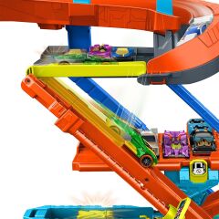 JHL94 Hot Wheels City Akrobasi Garajı