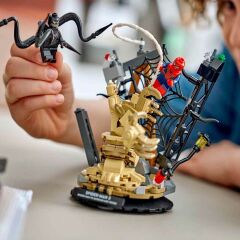 76334 Lego Marvel Efsanevi Savaş: Spider-Man Sandmane karşı 201 parça +9 yaş