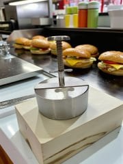 Yaylı Hamburger Presi Köfte Basma Kalıbı 12 Cm İnce Paslanmaz Çelik 100-130 gr