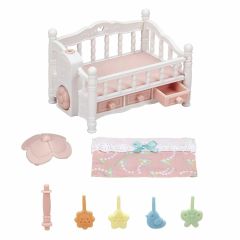 5534 Sylvanian Families Dönenceli Beşik - figürler ayrı satılır +3 yaş