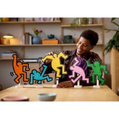 31216 Lego icons - Keith Haring – Dans Eden Figürler 1773 parça +18 yaş