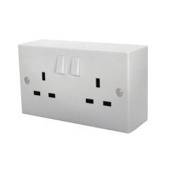 BUFFER® Priz Görünümlü Para Mücevher Kıymetli Evrak Gizli Duvar Kasası