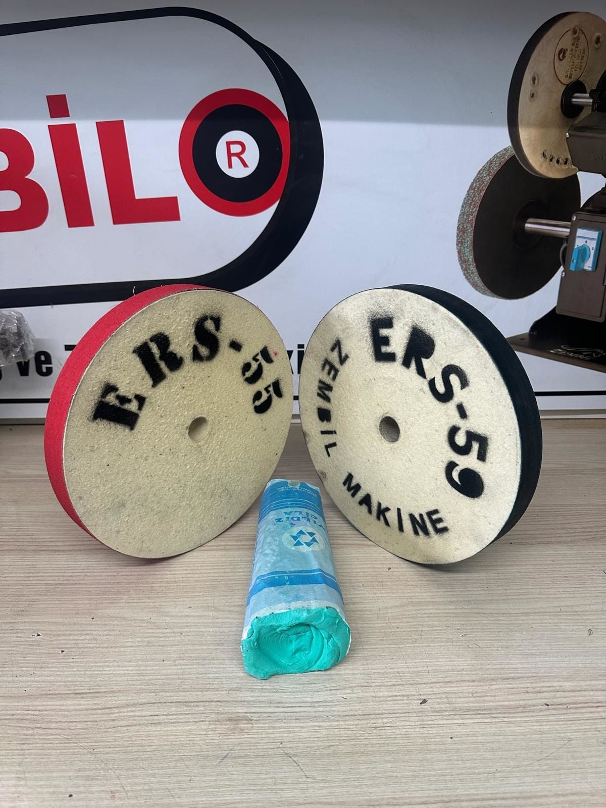 Zembil Bıçak Bileme Makinesi Yedek Parçaları - Keçe, Zımpara, Cila Çark Motoru İçin