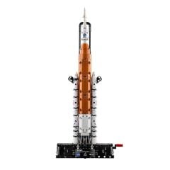42221 Lego Technic NASA Artemis Uzay Fırlatma Sistemi Roketi 632 parça +9 yaş