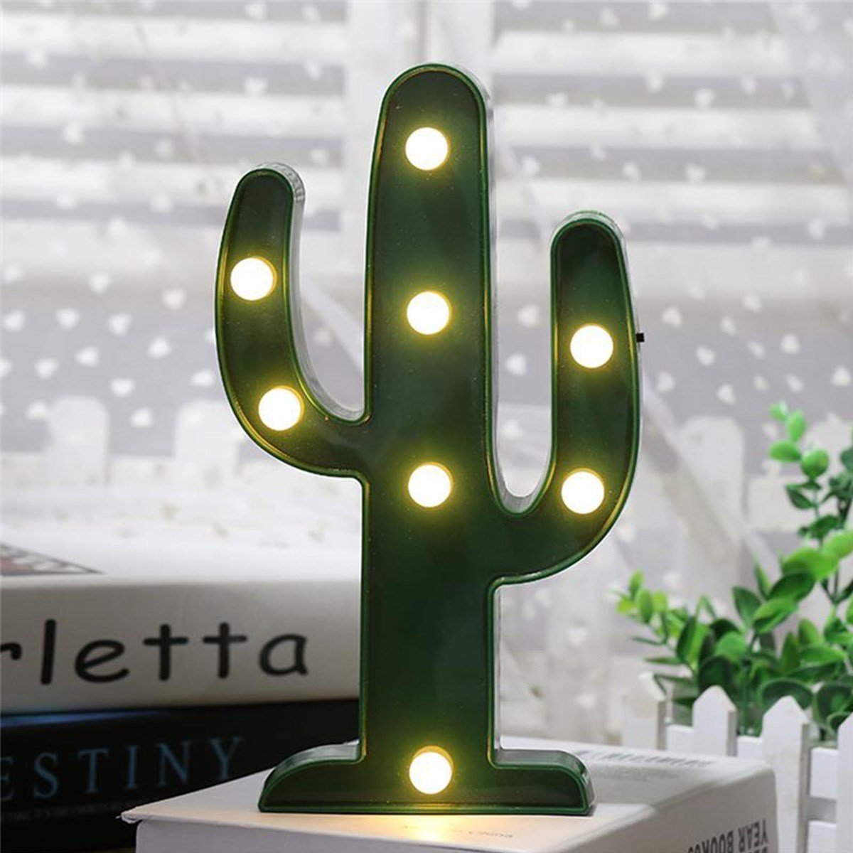 BUFFER® Sevimli Kaktüs  Dekoratif Pilli Led Işıklı Masa Gece Lambası