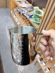 İçi Ölçekli Çelik Süt Karafı 900 ML & Buhar Potu - Profesyonel Pitcher