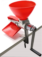 Tuğra Çelik Ev Tipi Salça Makinesi Döküm