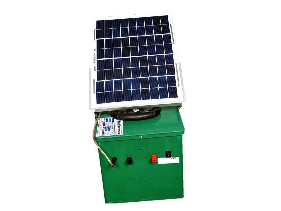 KURTBOMSAN KBS-P1 GÜNEŞ ENERJİLİ ELEKTRİKLİ ÇİT MAKİNASI (JEL AKÜLÜ)